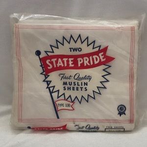 Set of Two Vintage State Pride Muslin Sheets (White)